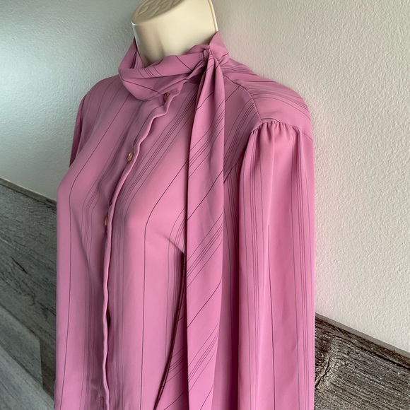 Teddi of California Vintage 80s High neck mauve blouse pinstriped Size 12 (Q1) - Picture 2 of 8